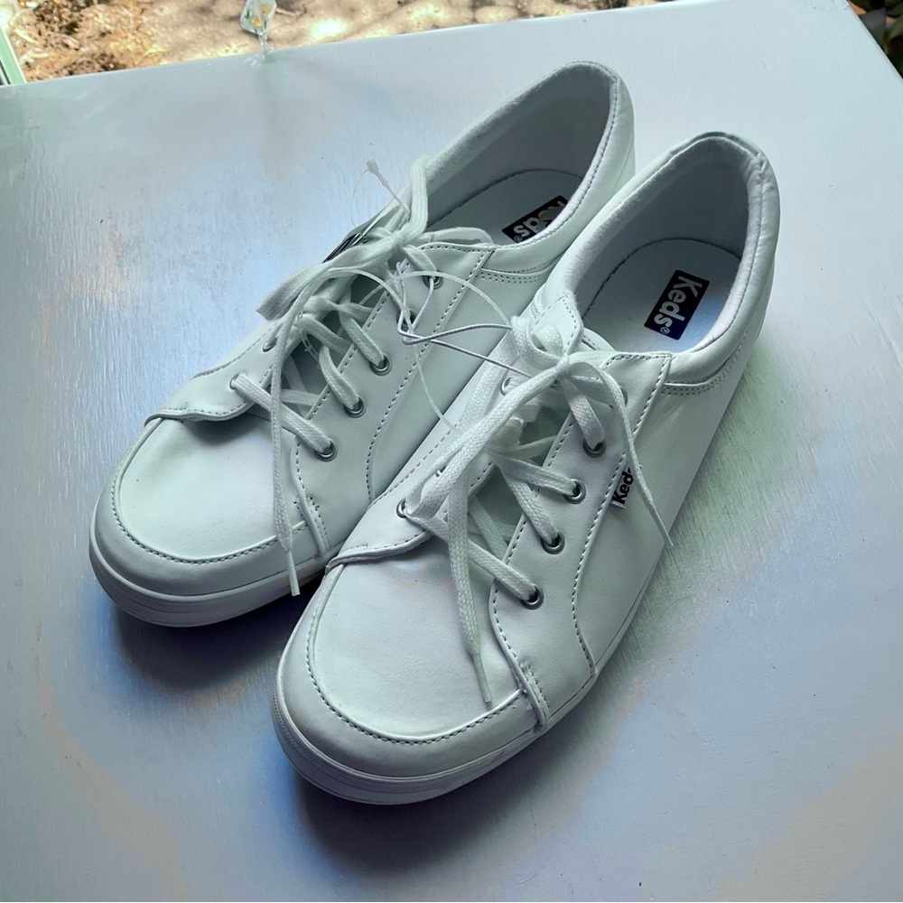 NWT Keds Vegan Leatherette Sneakers in White - Picture 2 of 6